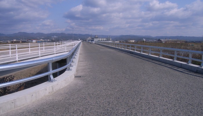 柞磨駅家線道路安全確保緊急補修工事(山守橋)2